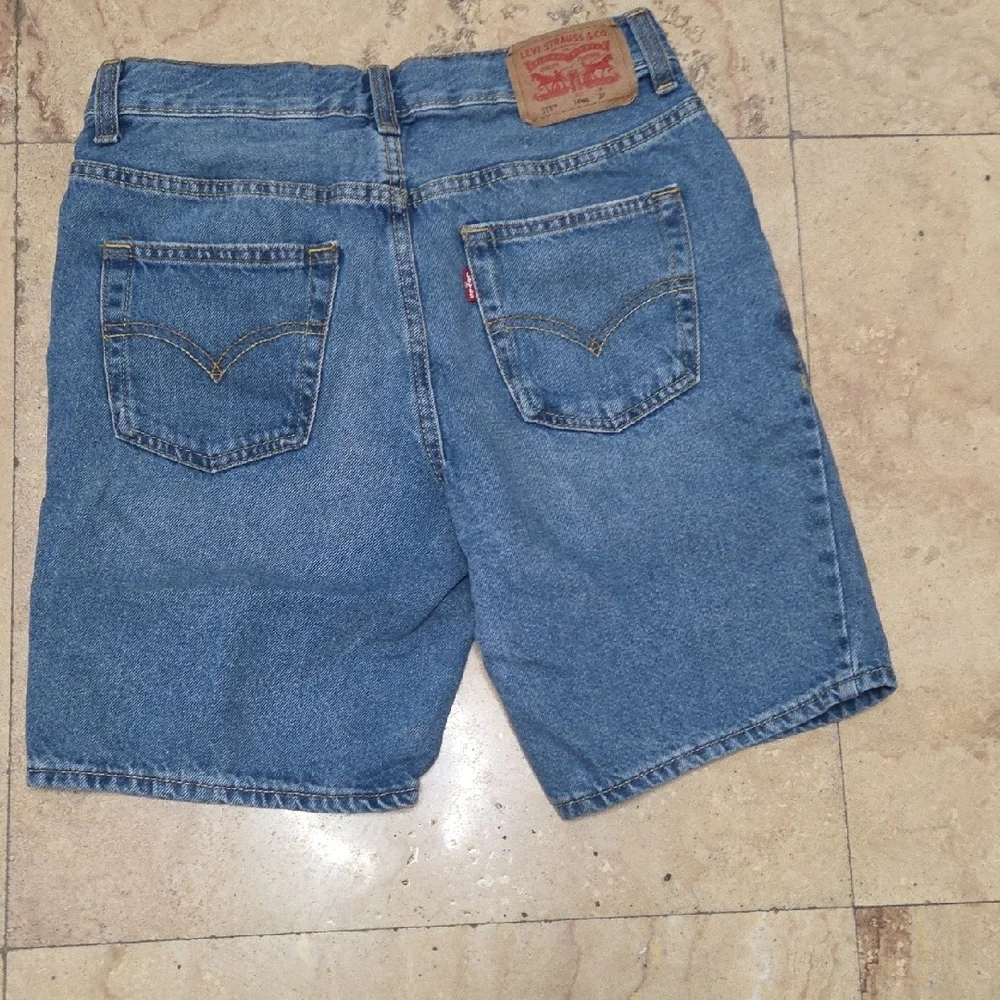 Levis Kids  Blue Distressed Denim Shorts Sz 14